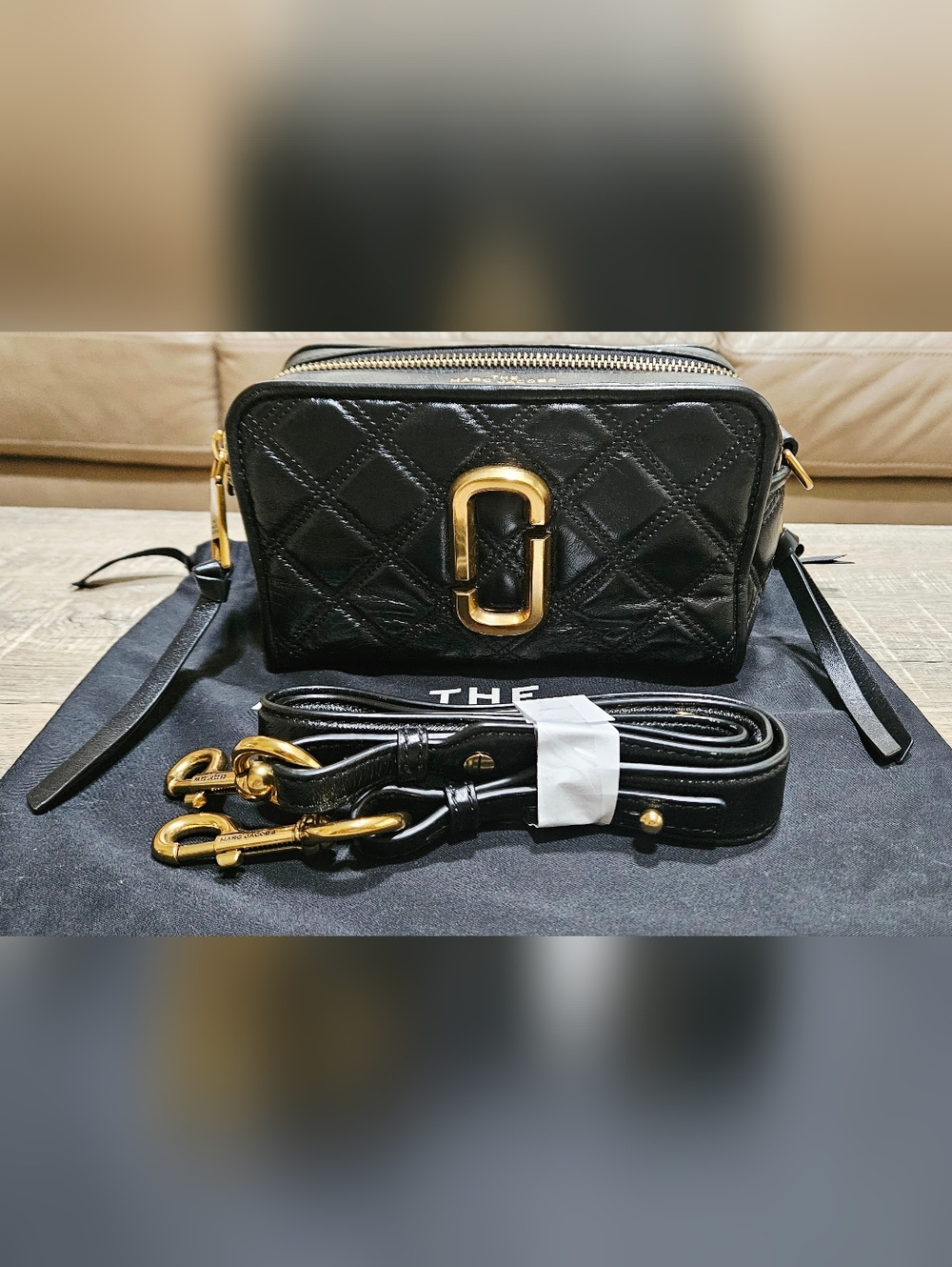 MARC JACOBS Quilted Softshot (Black/Gold) Camera Bag Charm Chain Crossbody Strap - Picture 4 of 16